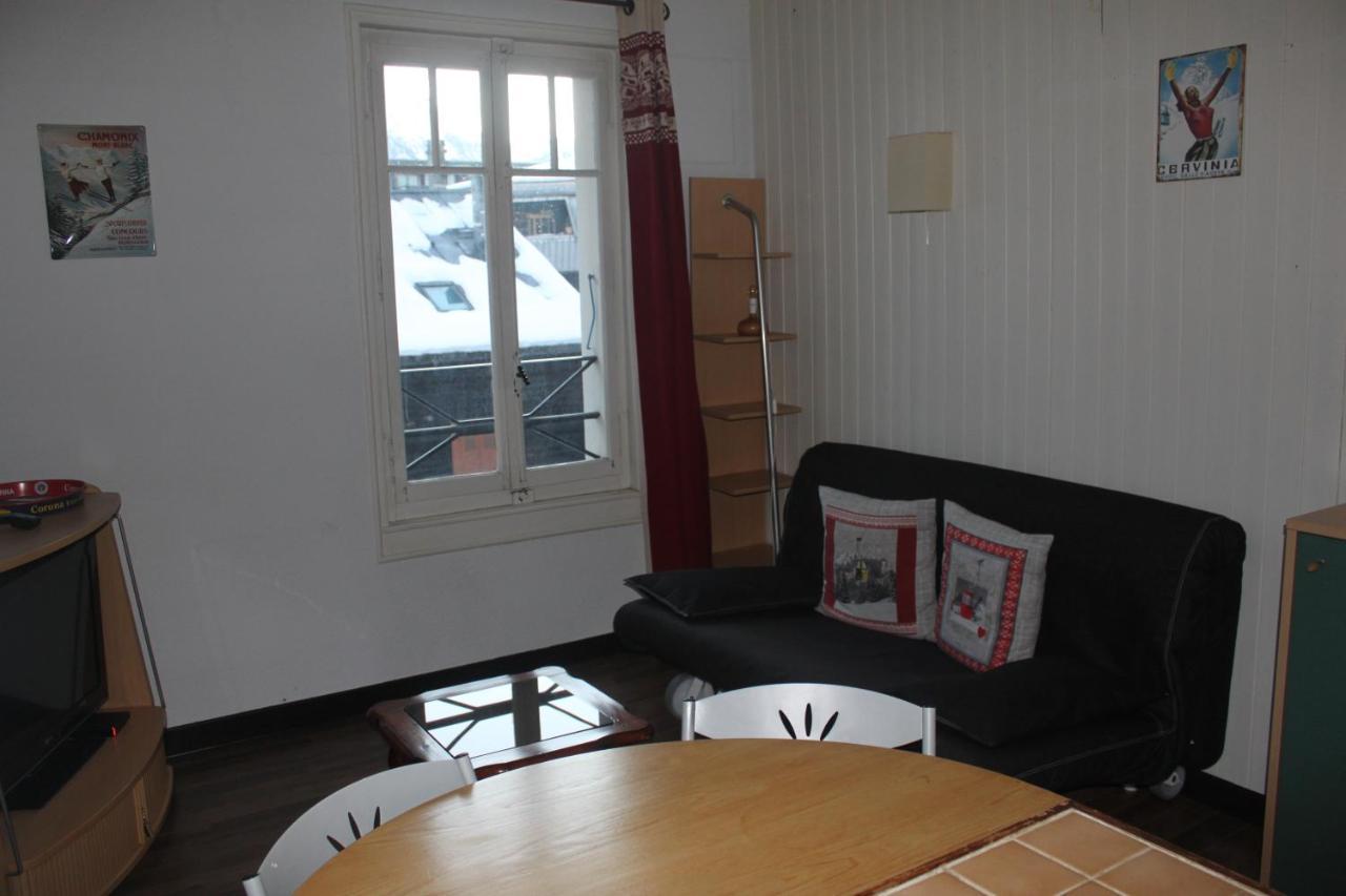 Appartement Le Savoisien Chamonix Bagian luar foto